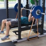 cage à squat avec ancrage pour bandes élastiques