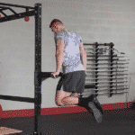 cage à squat avec barre de dips