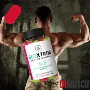 Homme musclé tenant un pot de compléments alimentaires.