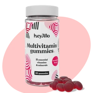 Pot de gommes multivitamines à la fraise.
